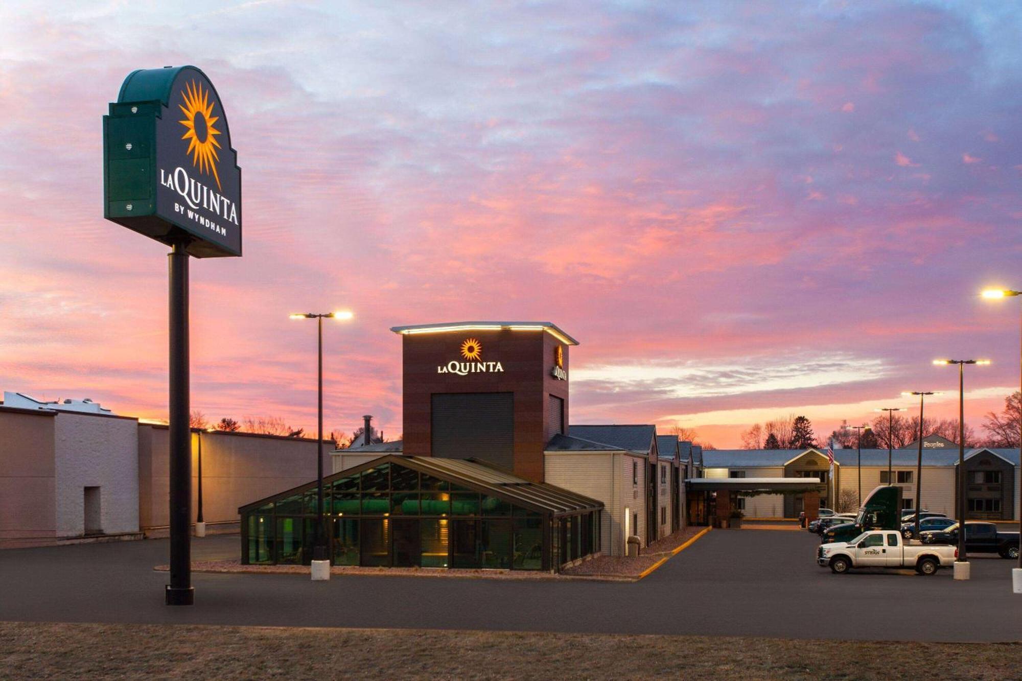 La Quinta Inn By Wyndham Wausau Dış mekan fotoğraf